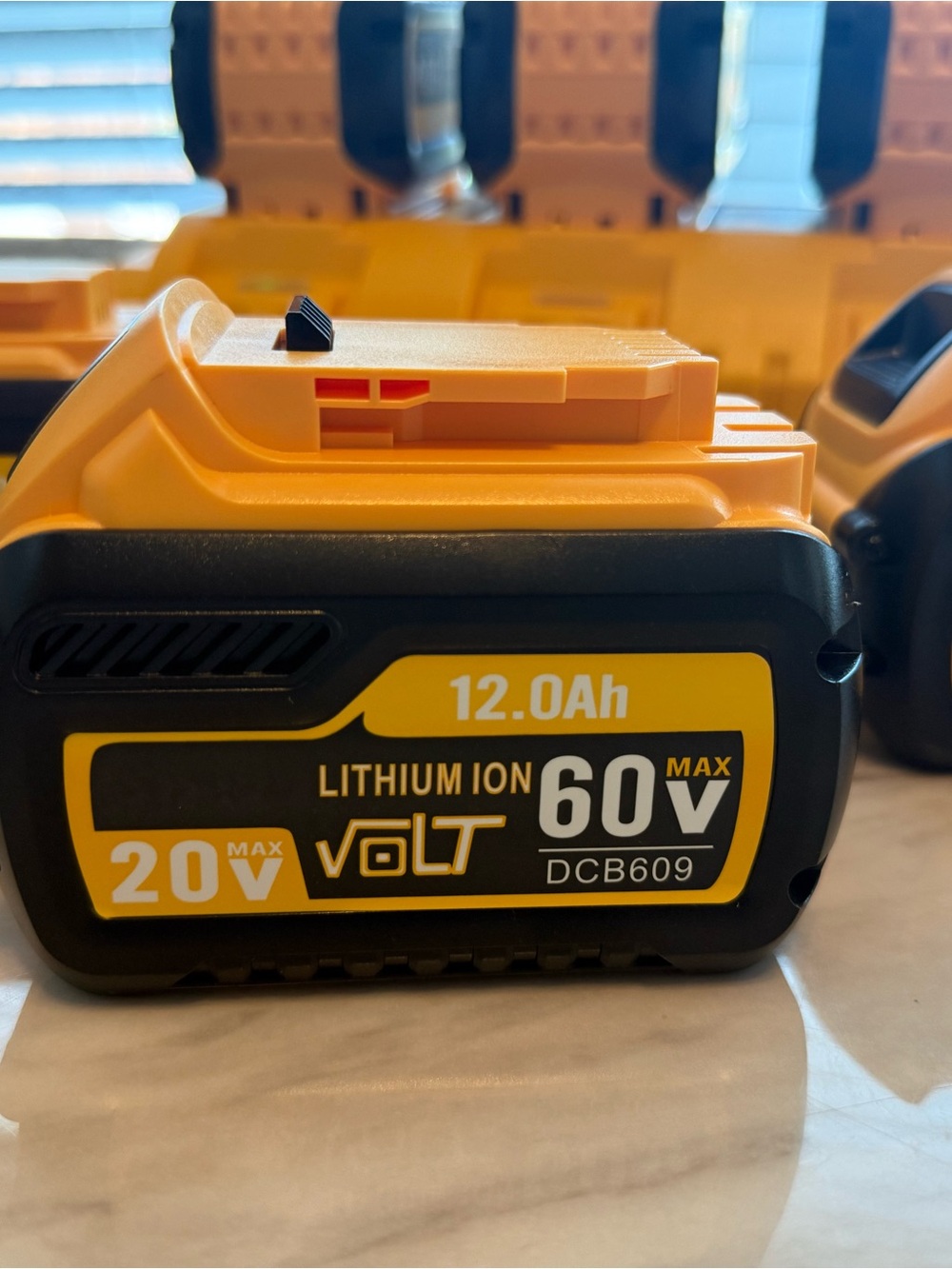 20V/60V 12.0Ah Lithium Ion Battery - Volt